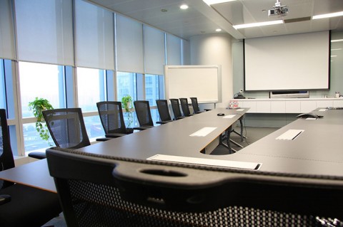 3-ways-motorized-shades-can-enhance-your-business